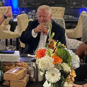 Meet your Posher, Bob